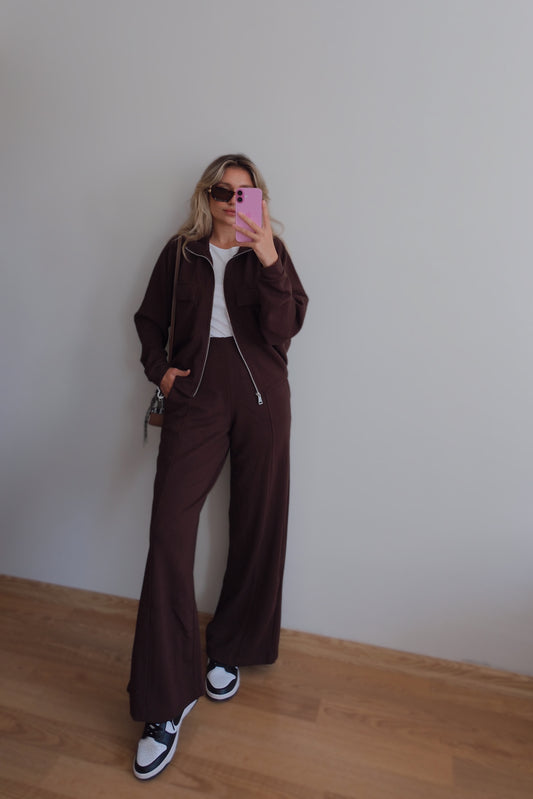 Cepli eşofman takım kahverengi