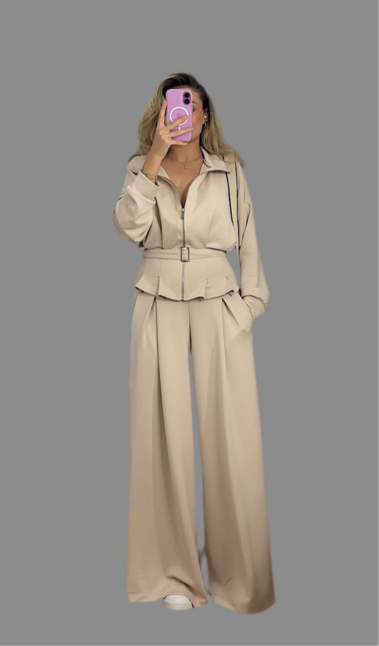 Alt üst krem kemerli takım