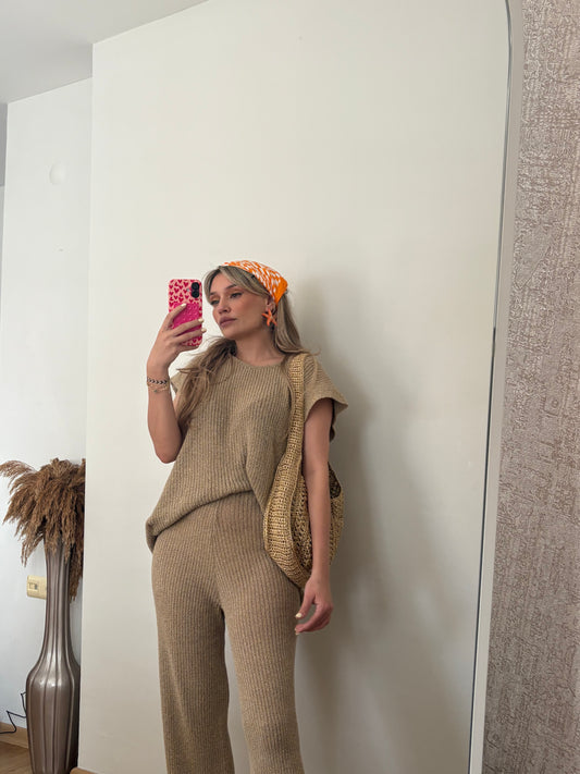 Günlük Stil İçin Modern Triko Takımlar | Seen By Solé