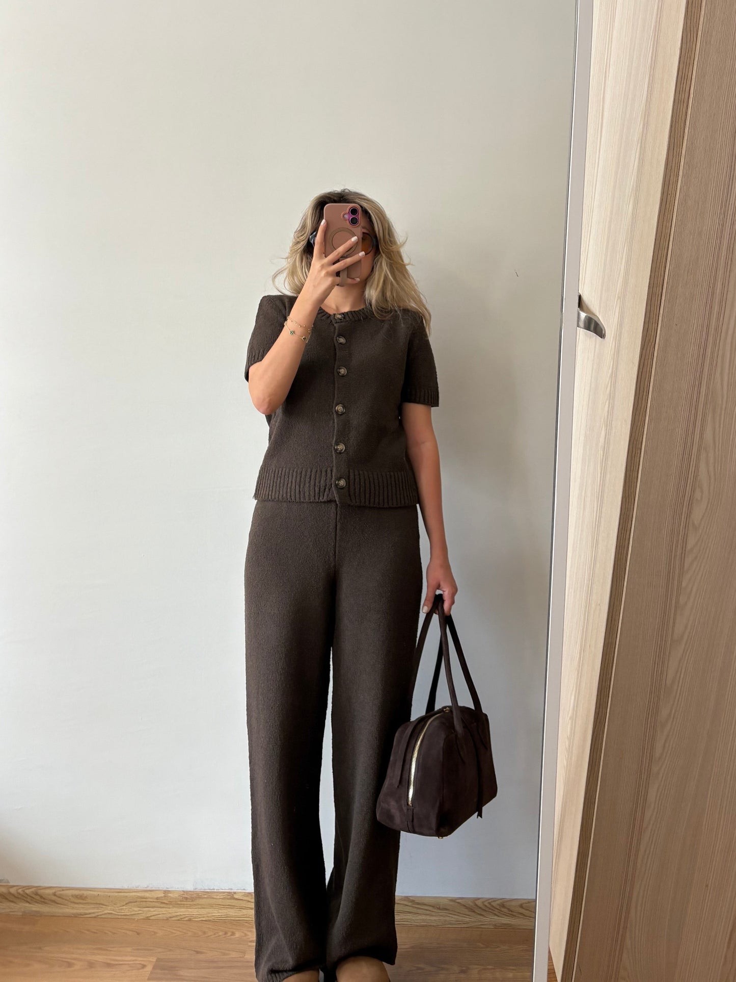 Kahverengi alt üst takım