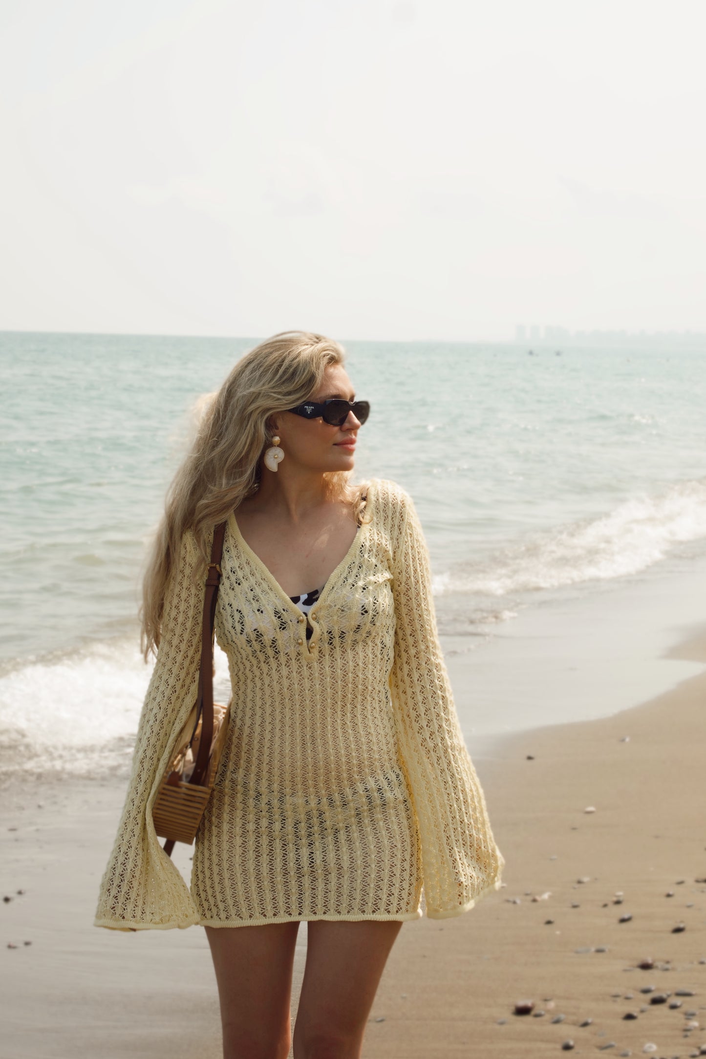 Bu sezonun trendi butter yellow beachwear | Seen by Solè