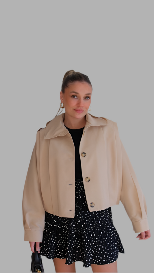 Kısa Trençkot | Modern, Şehir Şıklığı ve Günlük Stil